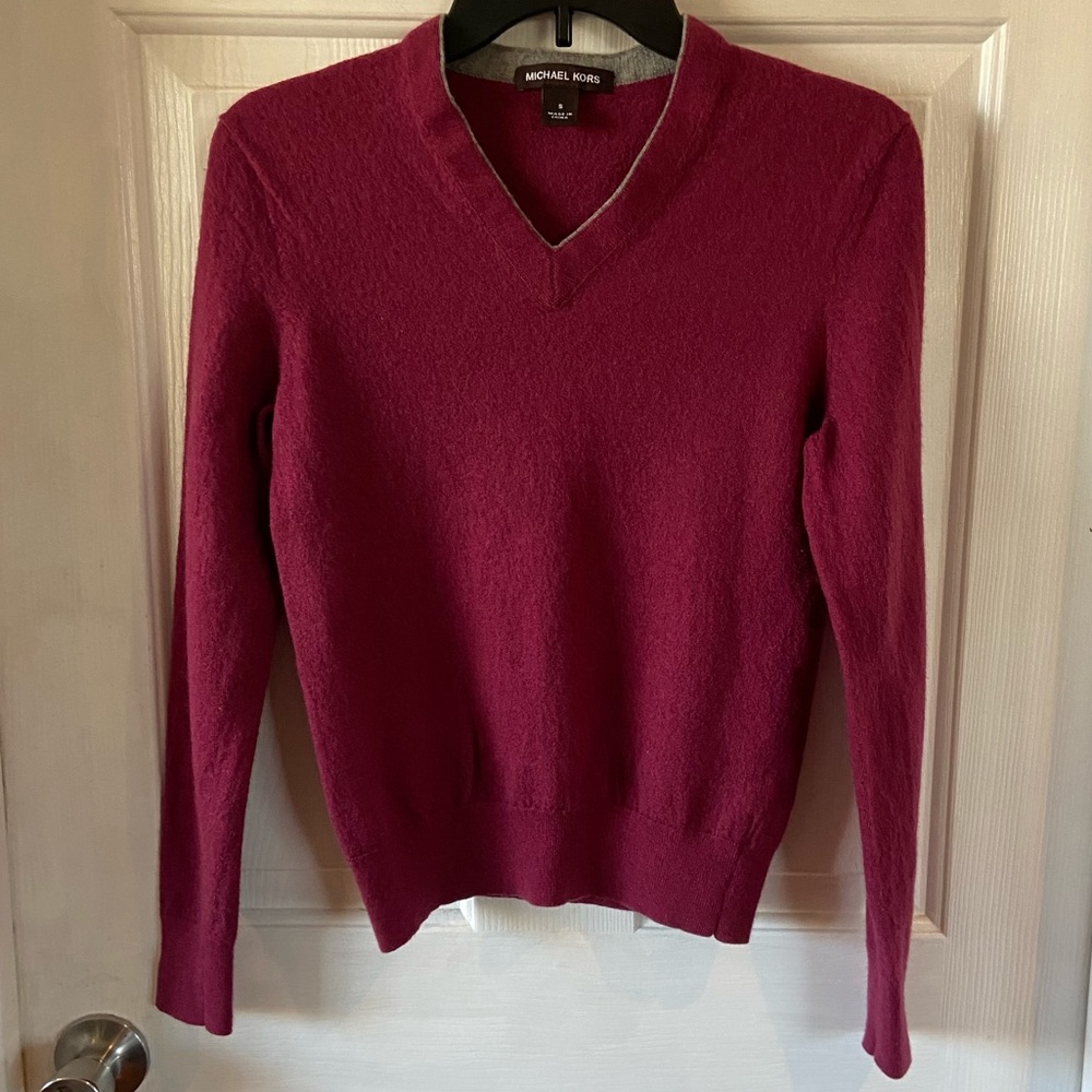 Michael Kors Sweater V-Neck Wool Wine Long Sleeve Size Small